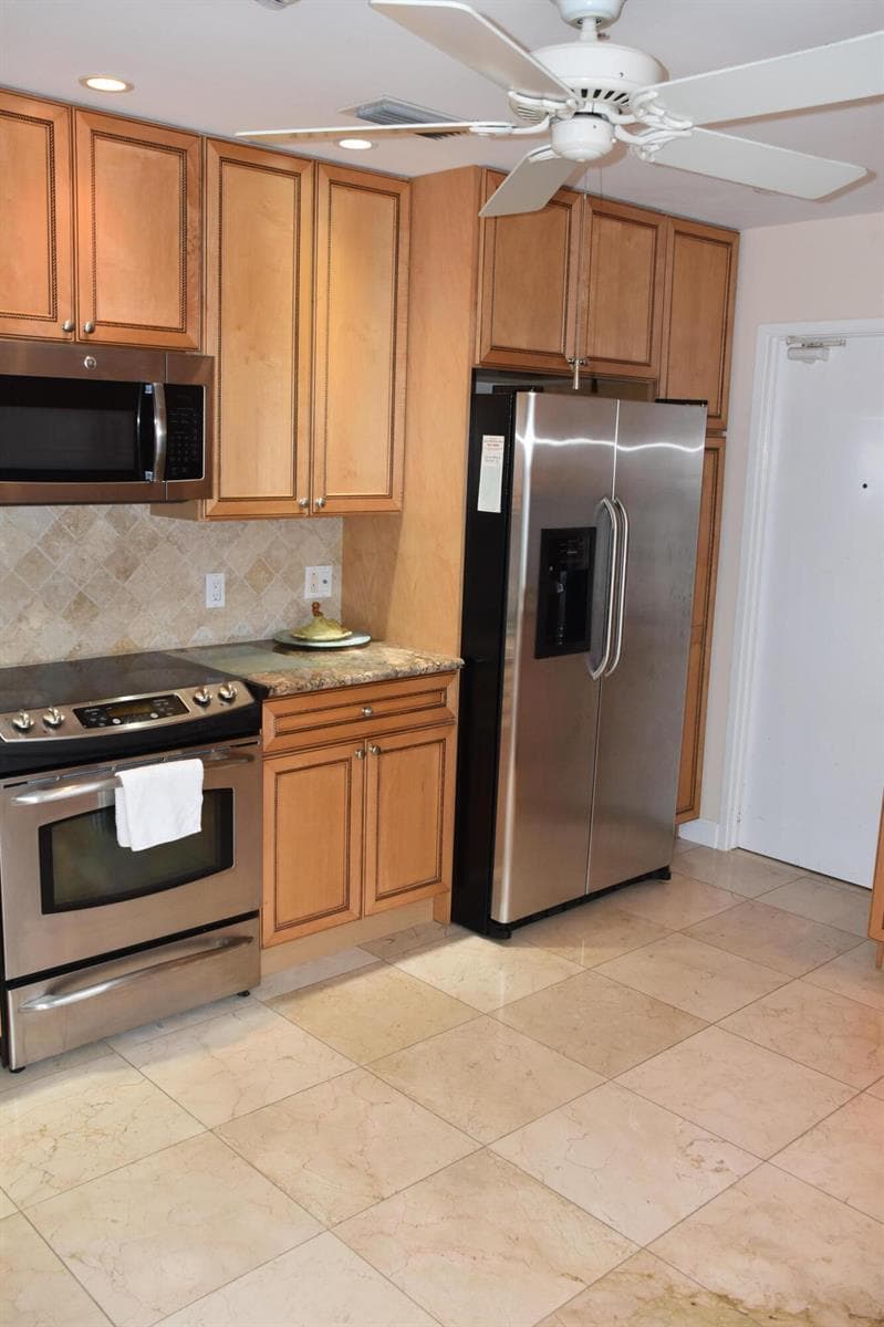 11 N Ironwood Way N, Palm Beach Gardens, FL 33418 photo 8