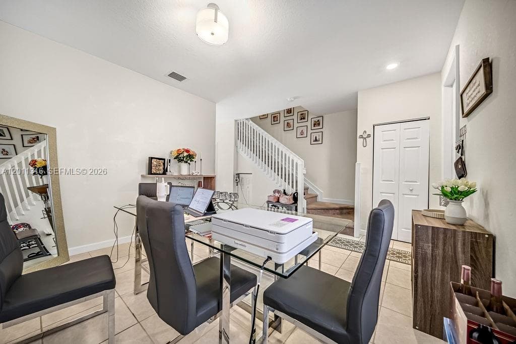 10657 W 32nd Ln, Hialeah, FL 33018 photo 5