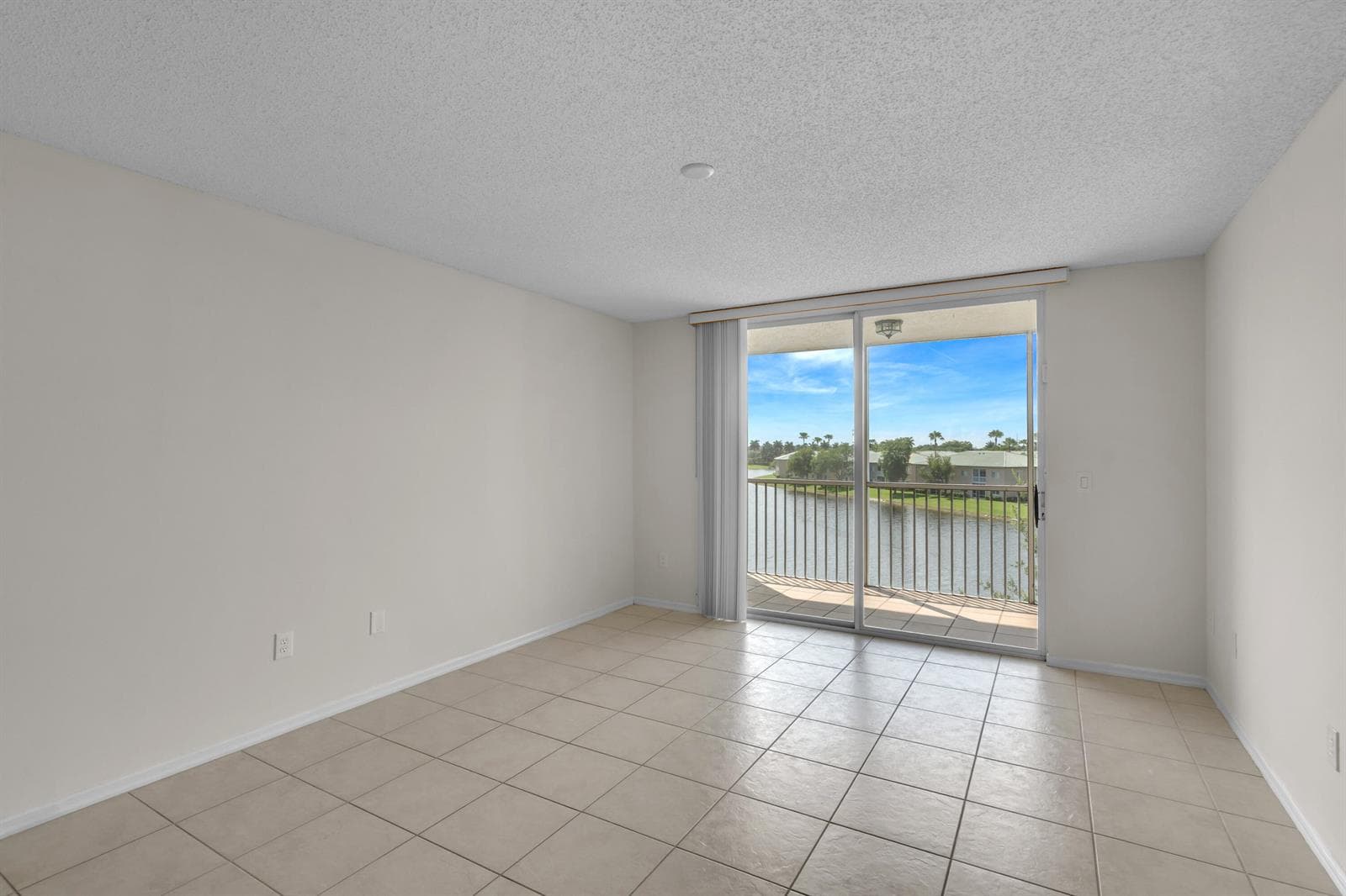 7763 Southampton Terrace # 405, Tamarac, FL 33321 photo 6