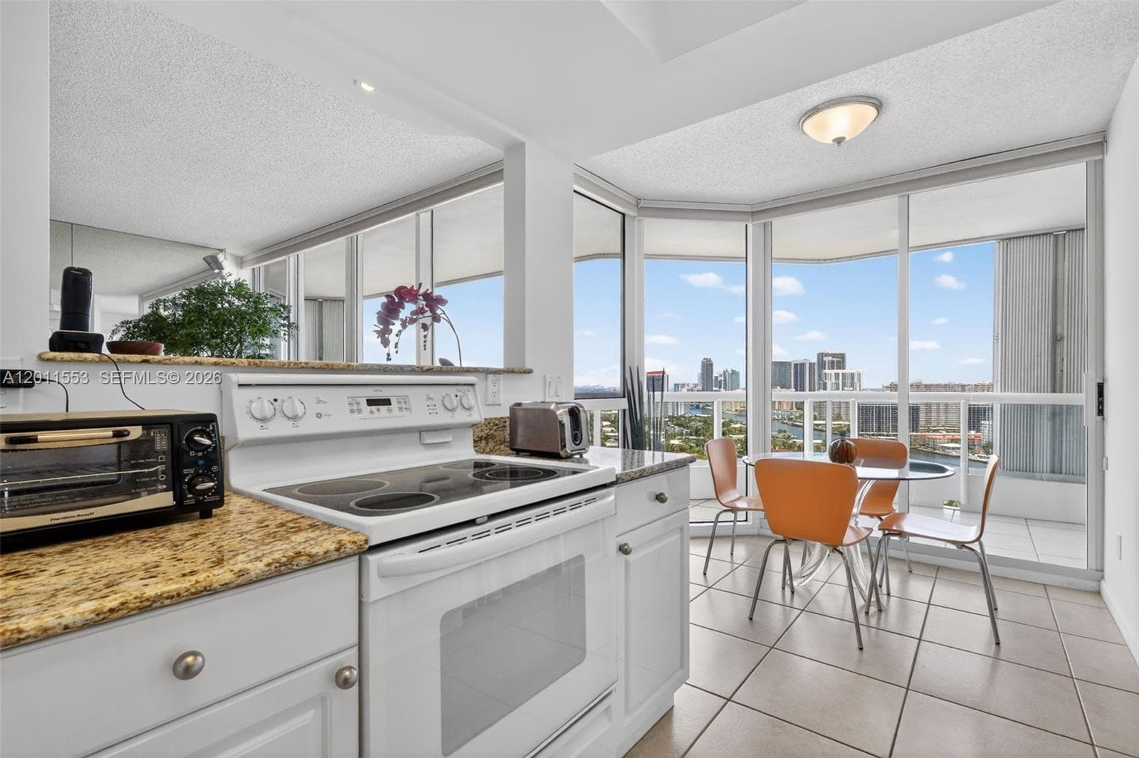 21205 YACHT CLUB DR # 2409, Aventura, FL 33180 photo 9