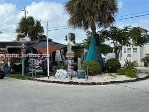 325 Calusa St, Key Largo, FL 33037 photo 8