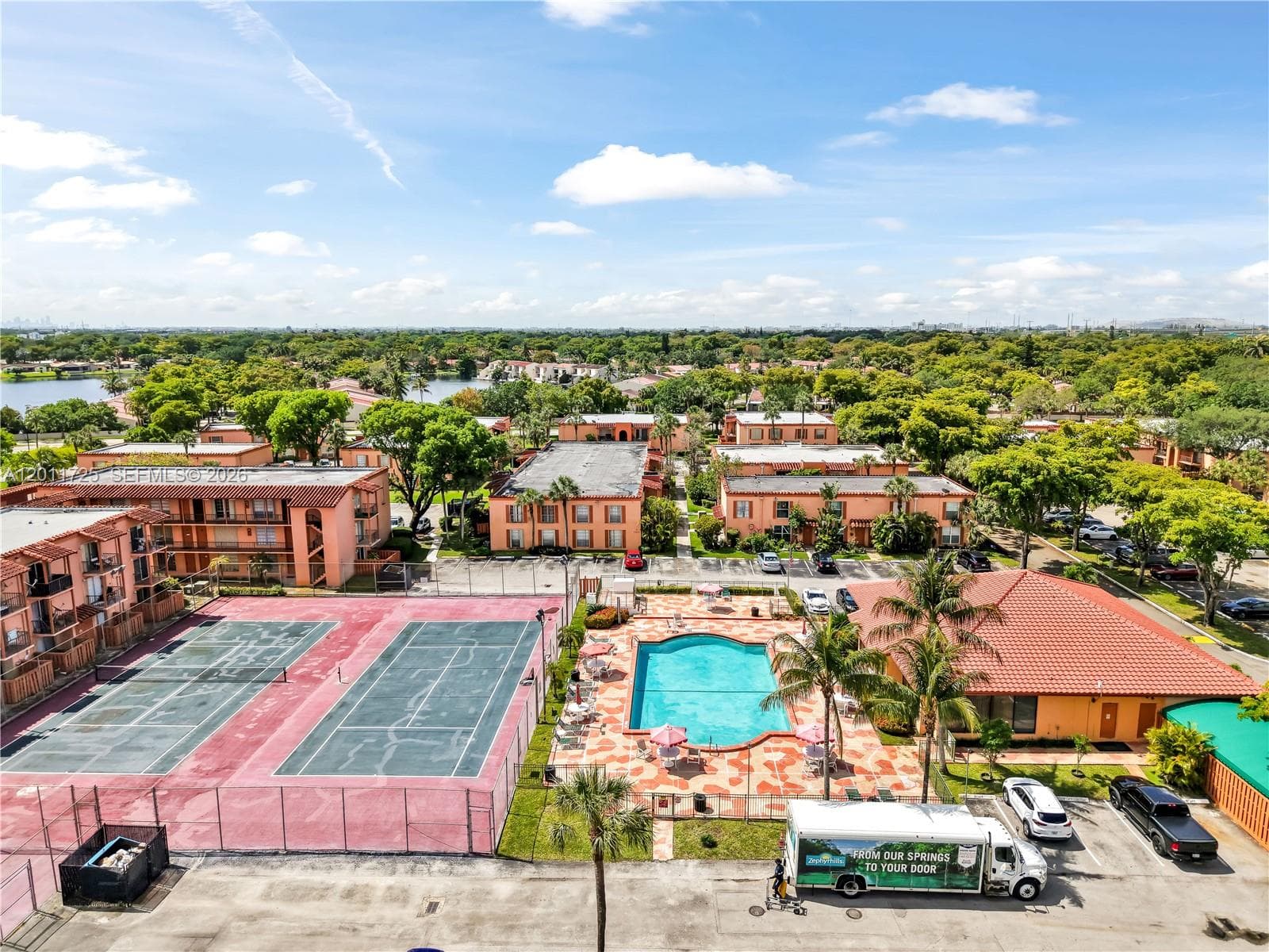 7200 Fairway Dr # H12, Miami Lakes, FL 33014 photo 11