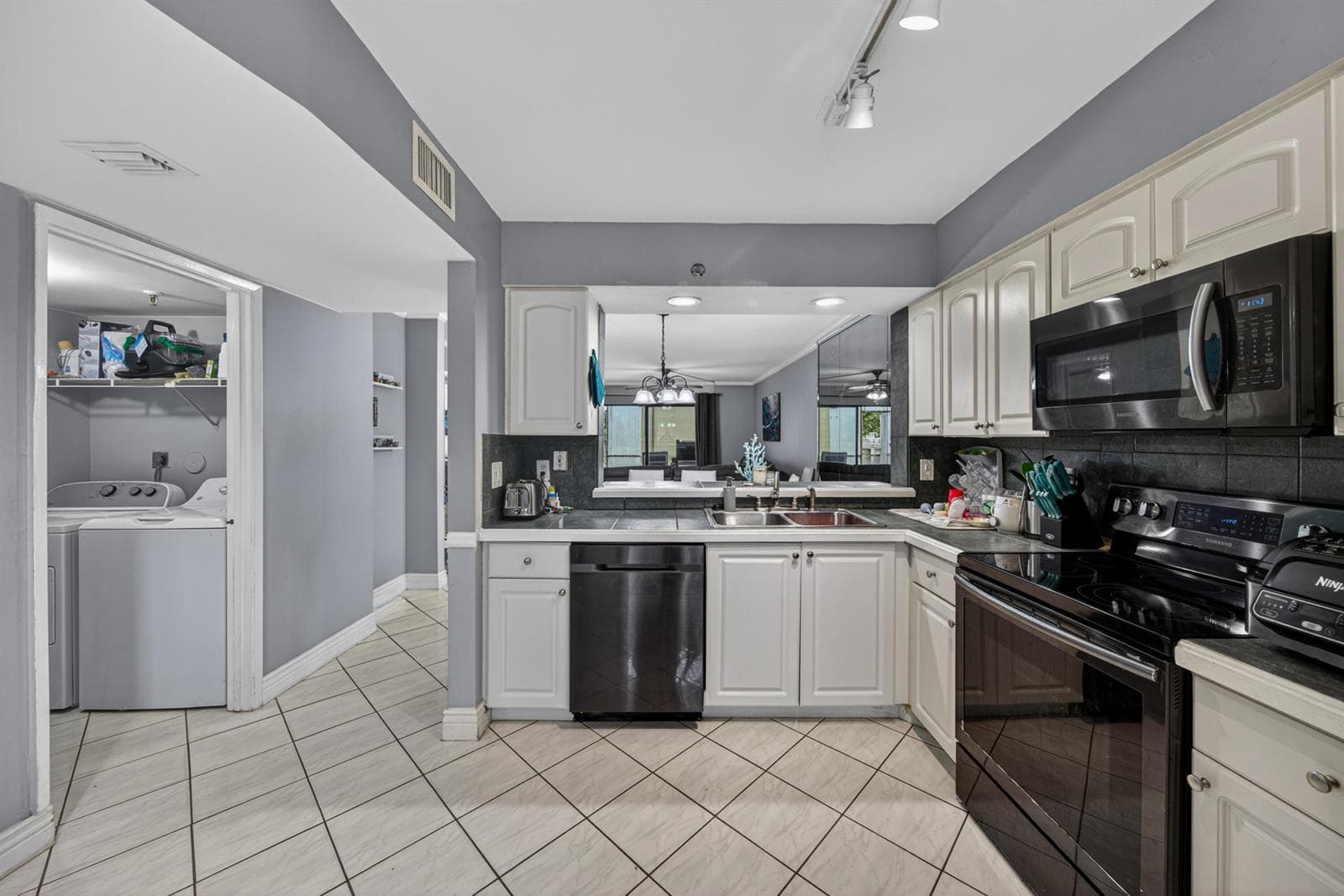 2200 S Cypress Bend Drive # 101, Pompano Beach, FL 33069 photo 5