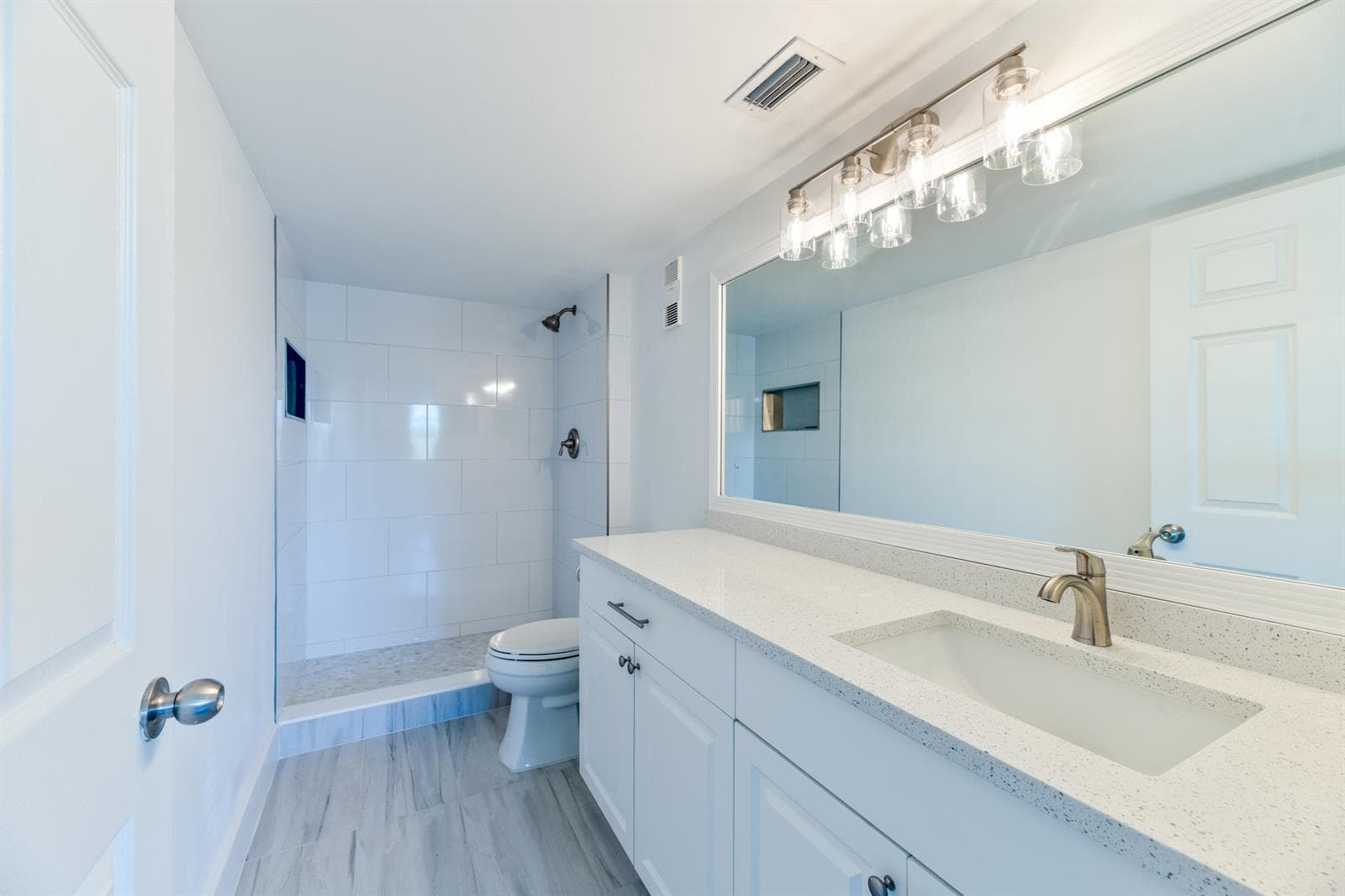 2226 N Cypress Bend Drive # 308, Pompano Beach, FL 33069 photo 8