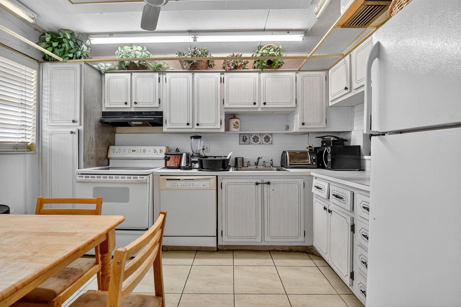 3001 Linton Boulevard # 105, Delray Beach, FL 33445 photo 8