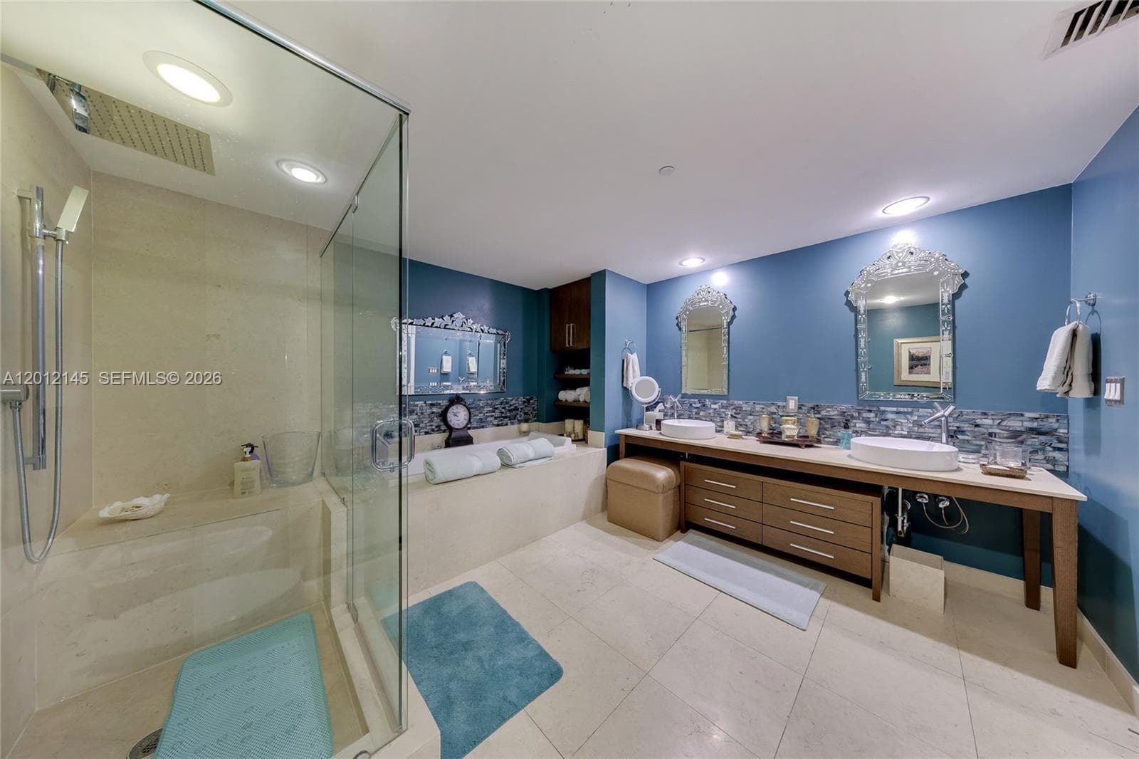 465 Brickell Ave # 1019, Miami, FL 33131 photo 10