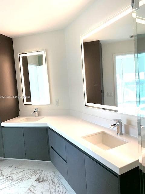 851 NE 1st Ave # 2110, Miami, FL 33132 photo 6