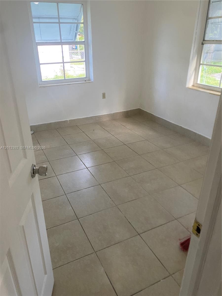 1070 NW 147th St, Miami, FL 33168 photo 7
