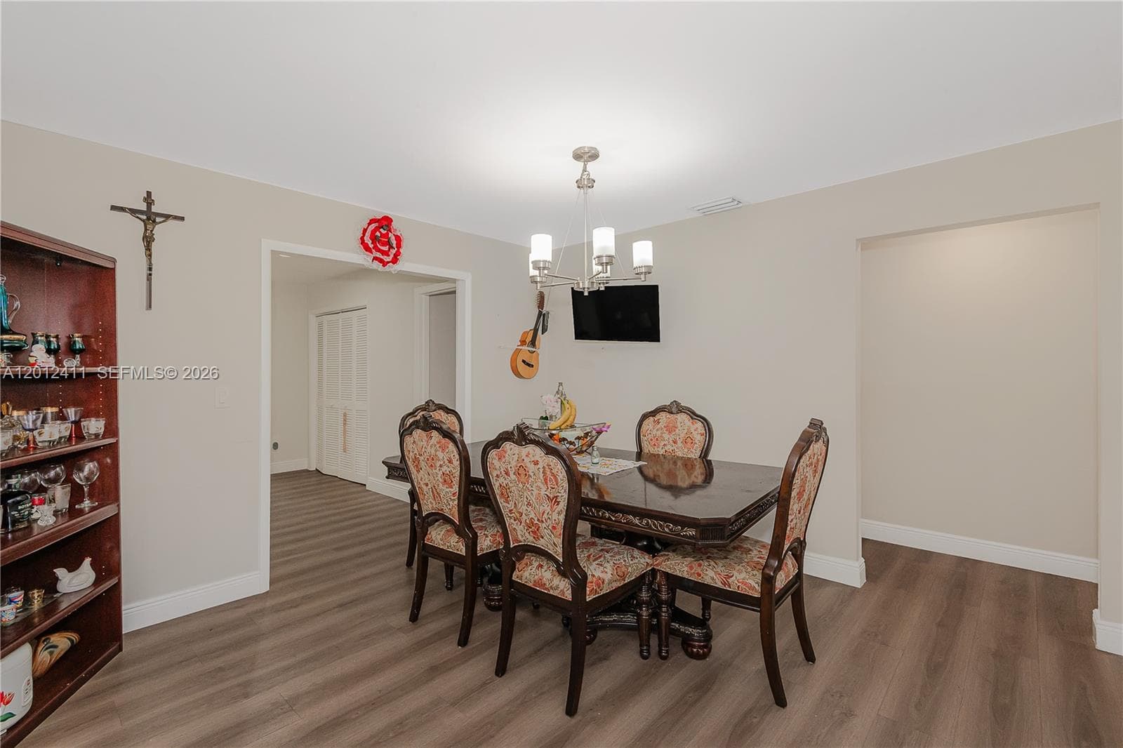 395 W 39th Pl, Hialeah, FL 33012 photo 10