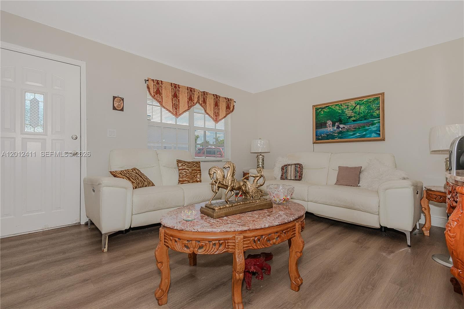 395 W 39th Pl, Hialeah, FL 33012 photo 8