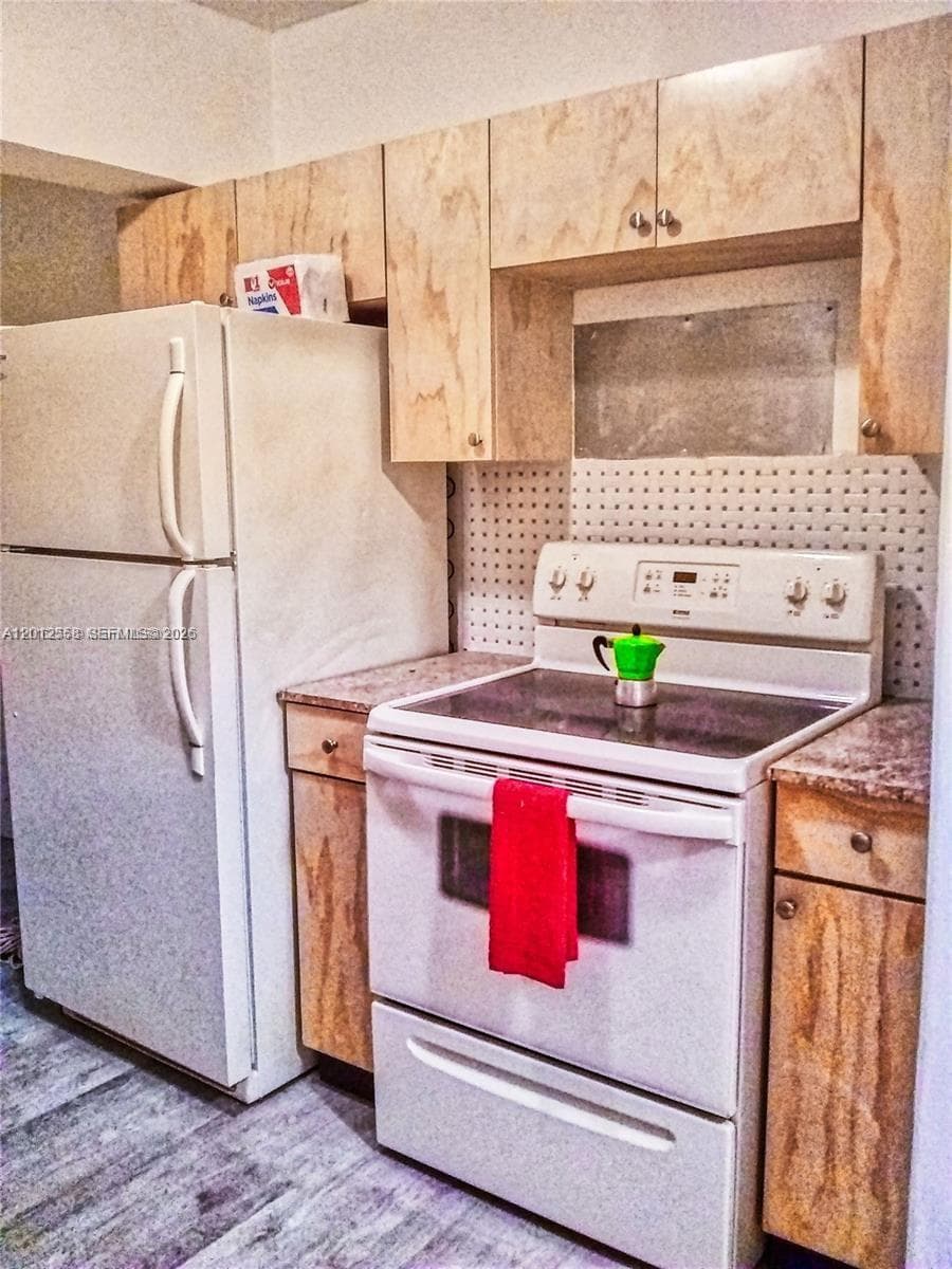 142 NE 56th St # A, Miami, FL 33137 photo 6
