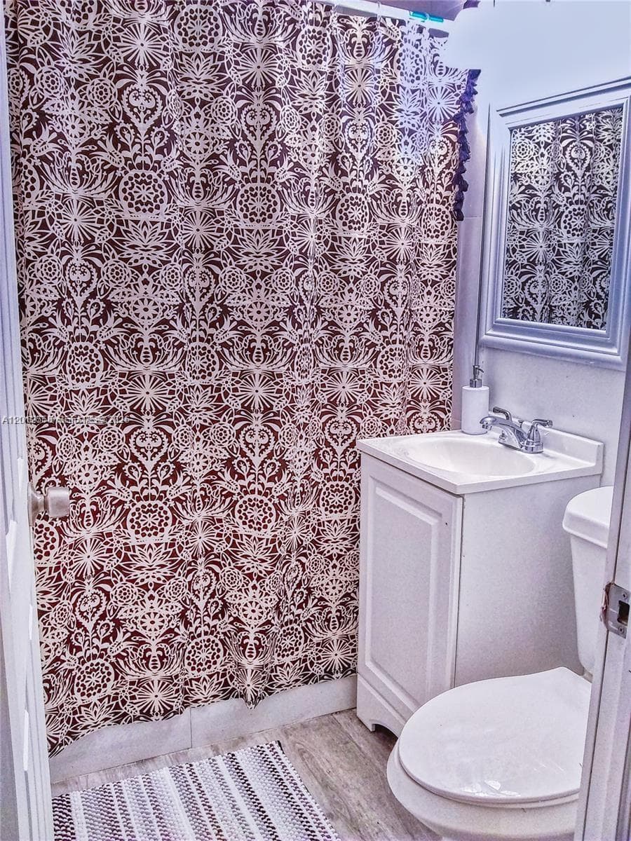 142 NE 56th St # A, Miami, FL 33137 photo 10