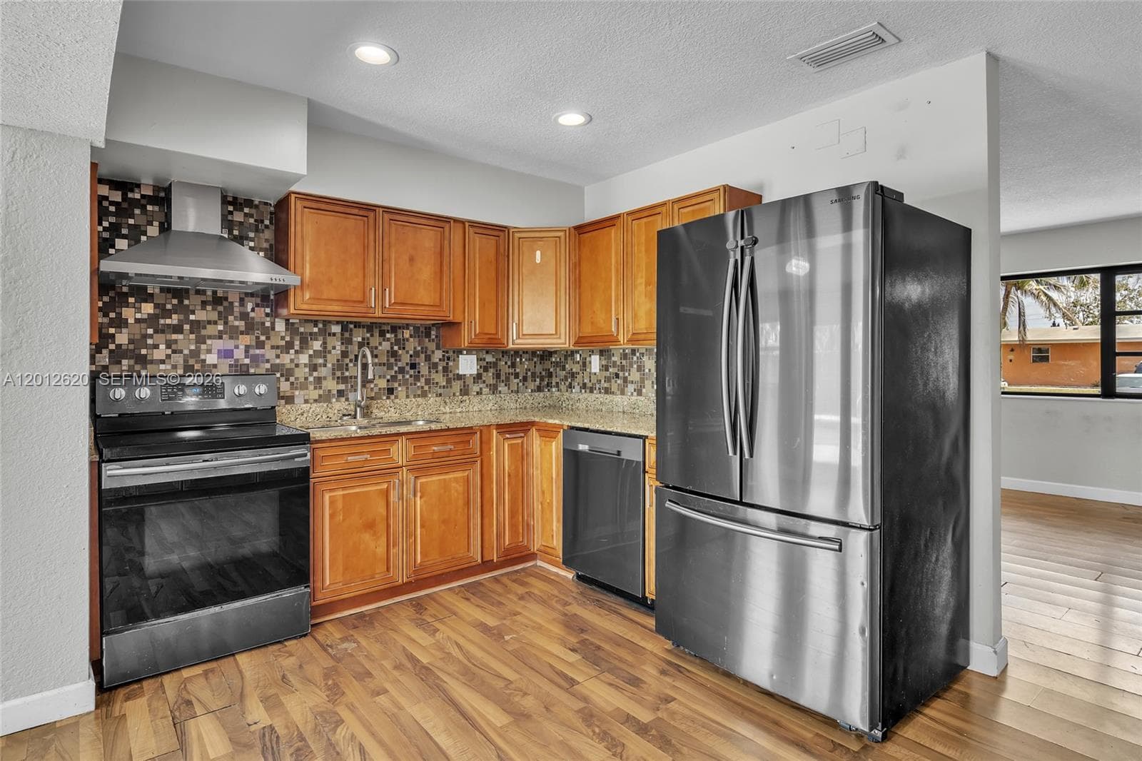 6133 NW 20th St, Margate, FL 33063 photo 9