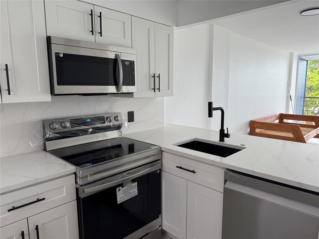 112 Royal Park Drive # 4b, Oakland Park, FL 33309 photo 8