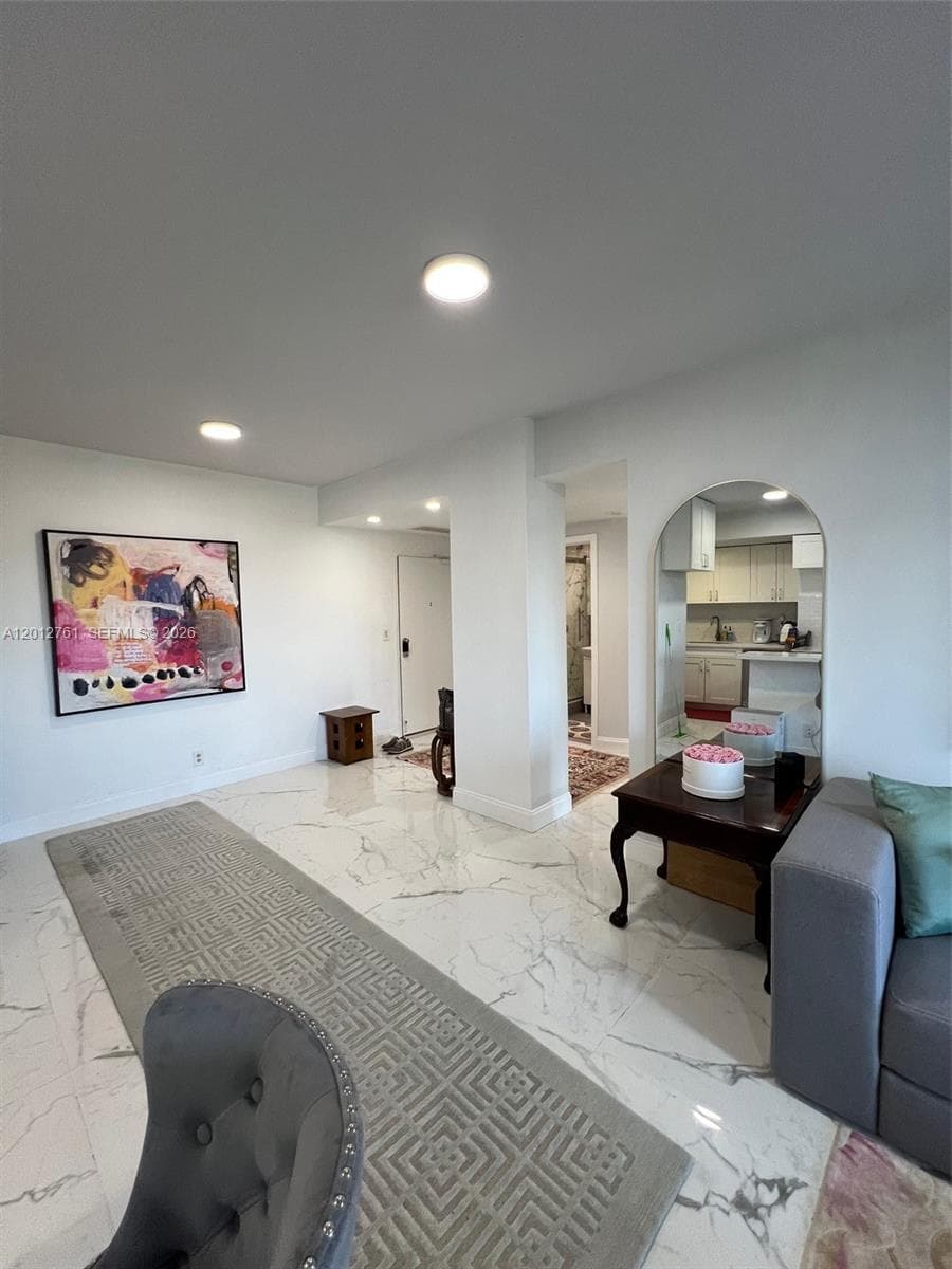 880 NE 69th St # 11M, Miami, FL 33138 photo 8