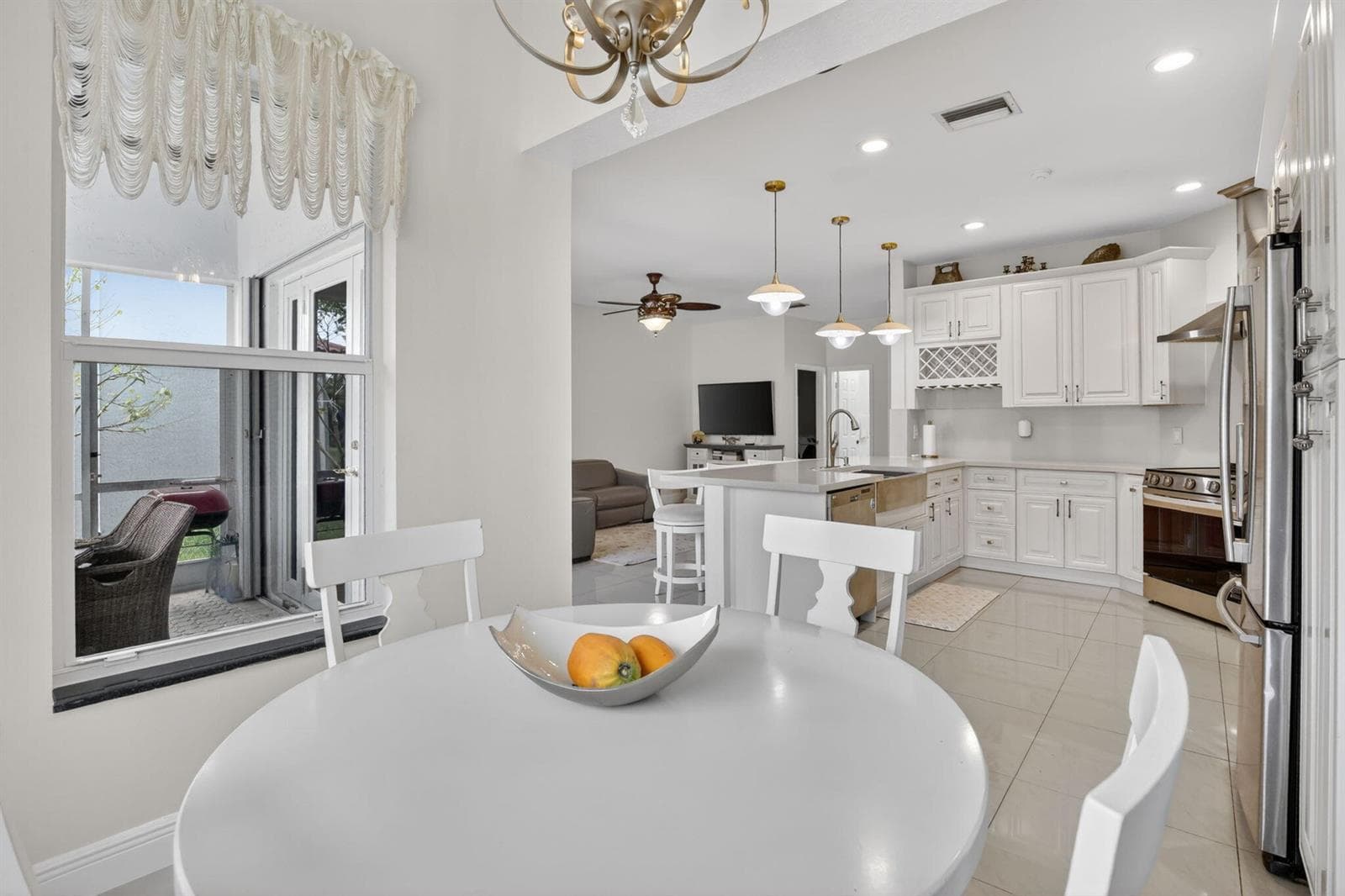 711 Heritage Way, Weston, FL 33326 photo 9