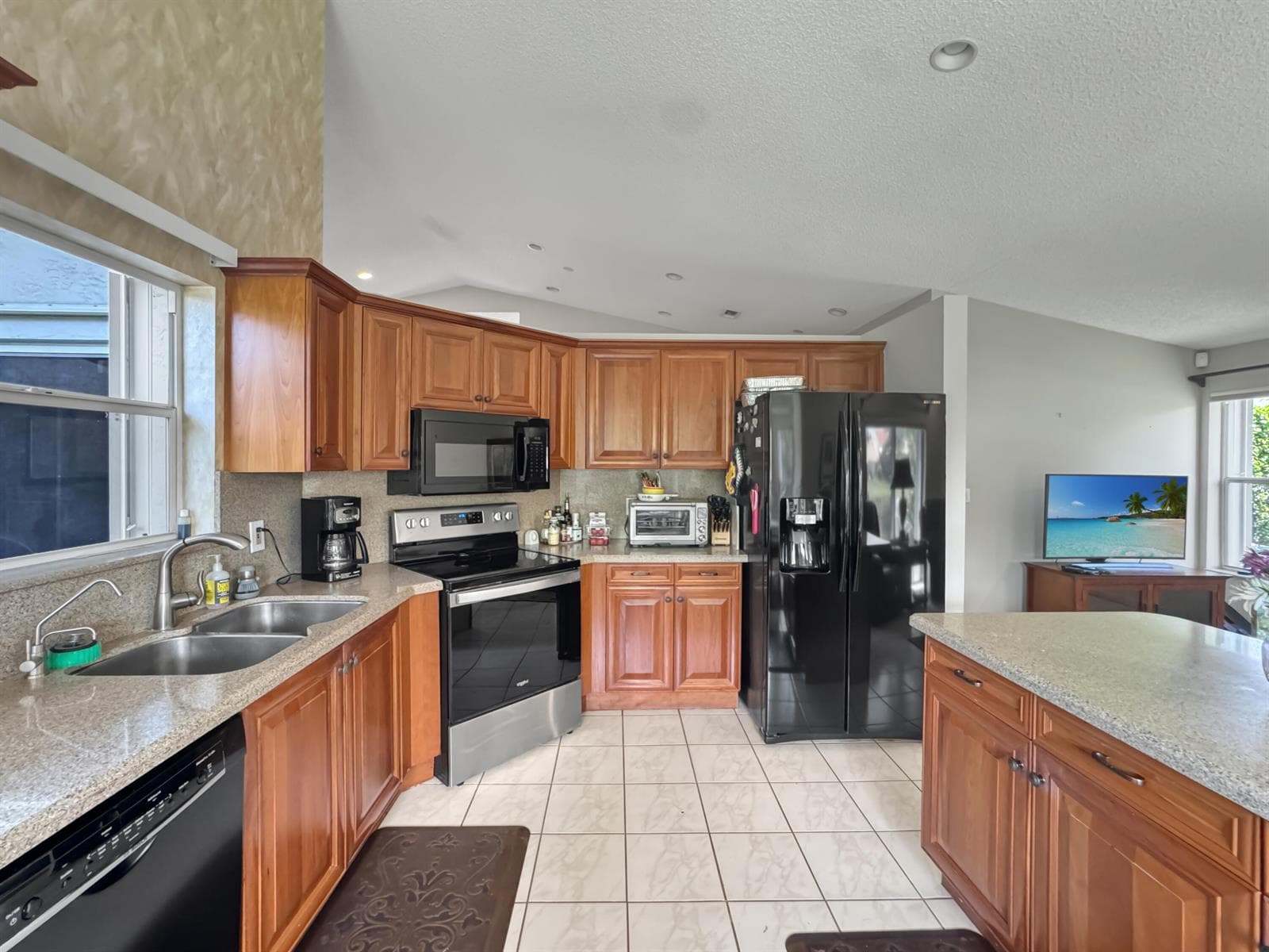 180 NW 47th Avenue, Deerfield Beach, FL 33442 photo 12