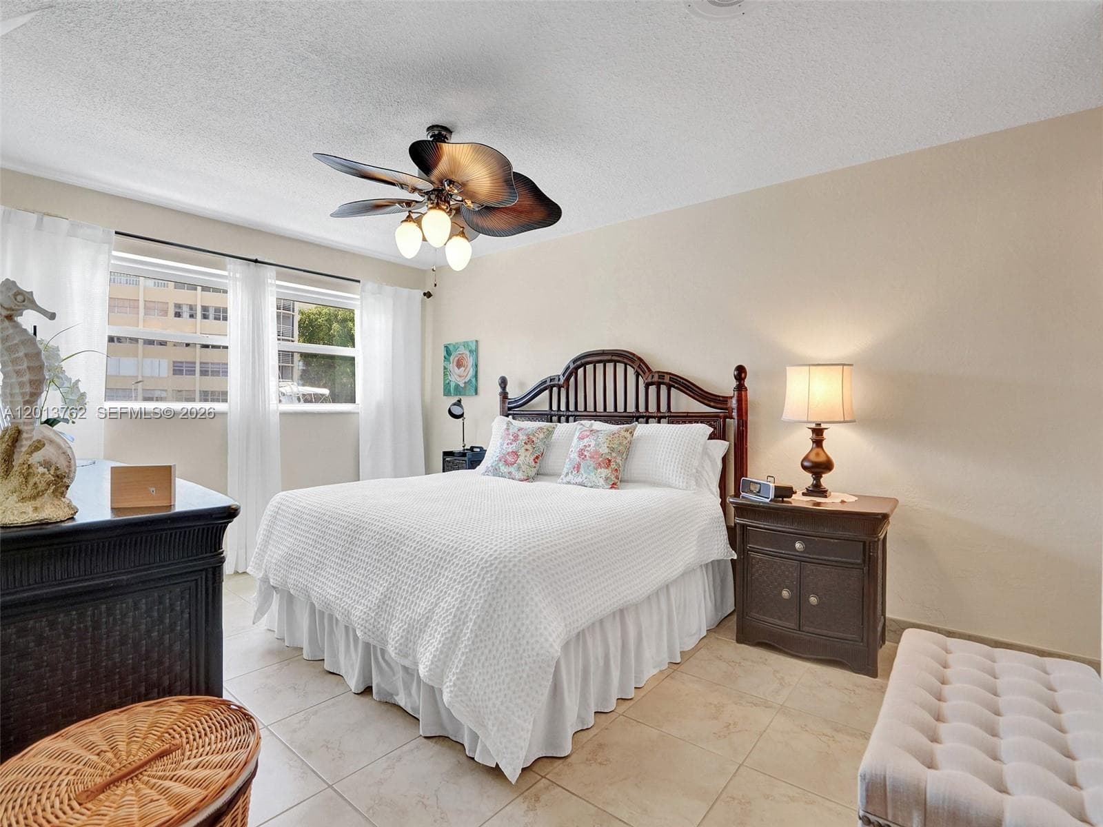 2600 Diana Dr # 105, Hallandale Beach, FL 33009 photo 2