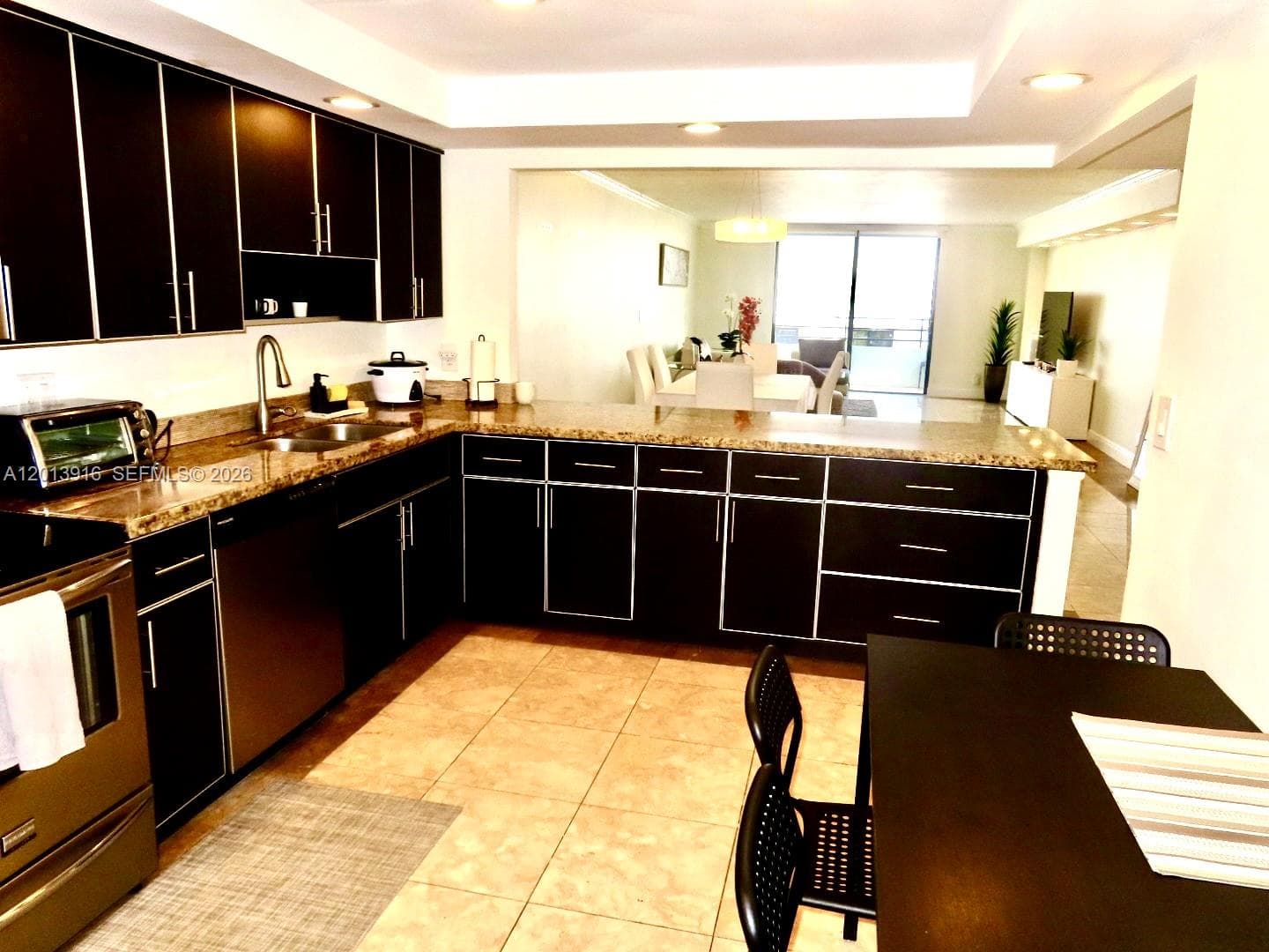 2500 Parkview Dr # 2114, Hallandale Beach, FL 33009