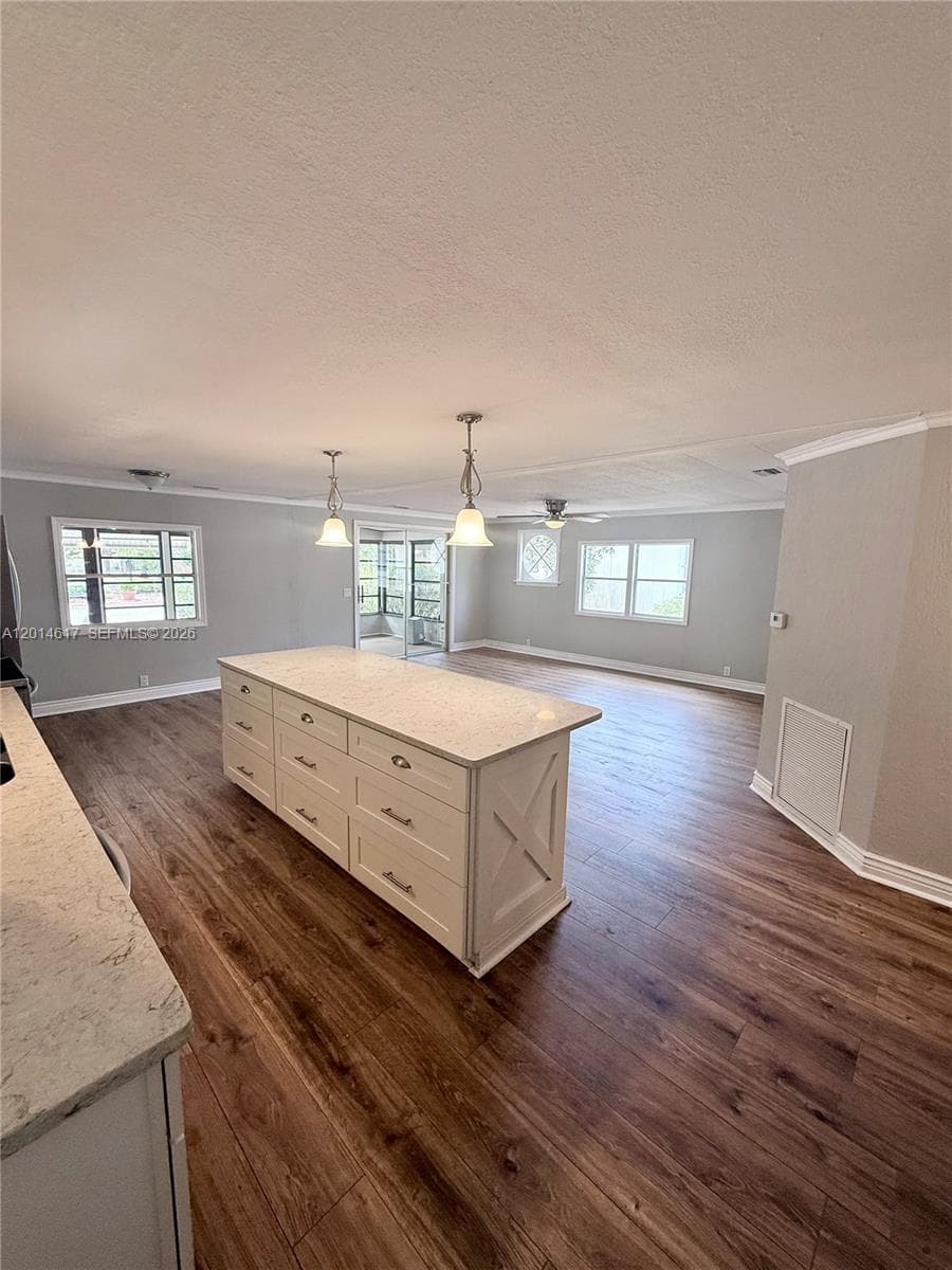 318 N FOREST BLVD, Other City - In The State Of Florida, FL 32746 photo 7