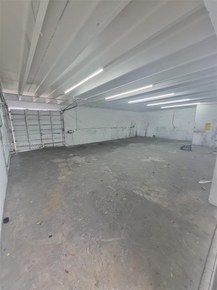 10400 SW 27th St, Miami, FL 33165 photo 9