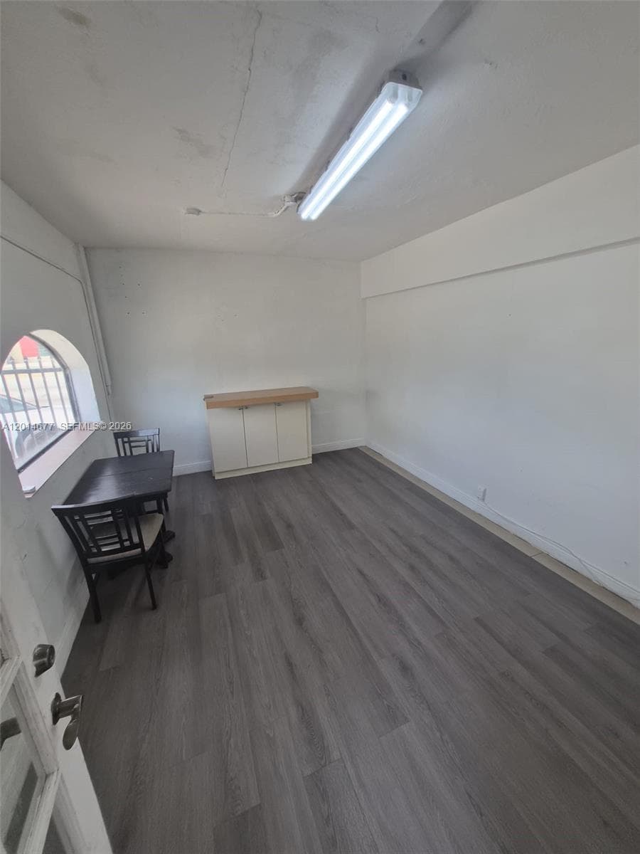 10400 SW 27th St, Miami, FL 33165 photo 8