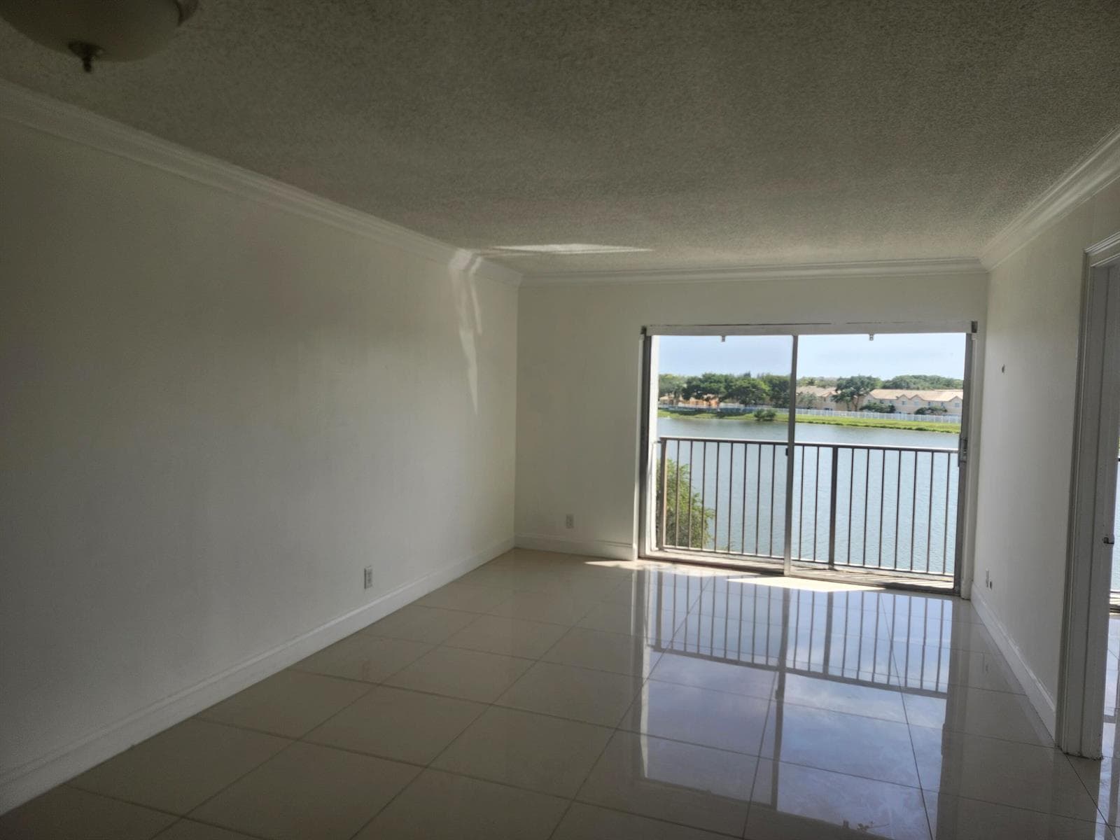 8600 N Sherman Circle N # 408, Miramar, FL 33025 photo 3