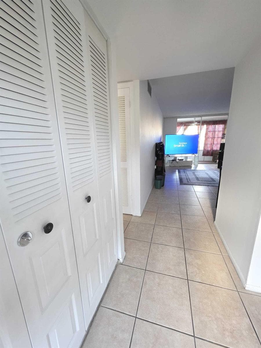 8400 Sunrise Lakes Boulevard # 107, Sunrise, FL 33322 photo 8