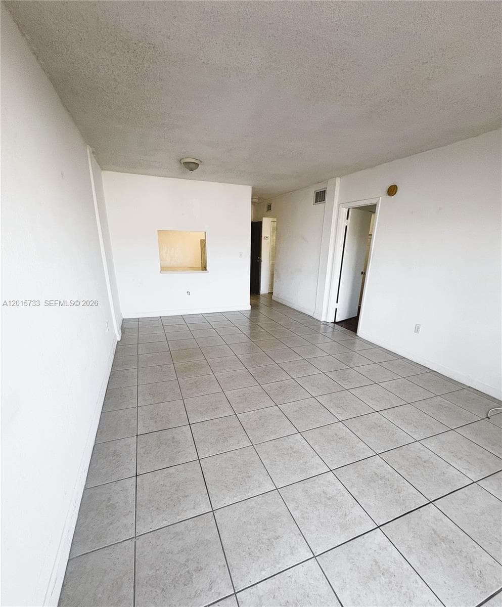 10900 SW 104th St # 315, Miami, FL 33176 photo 5