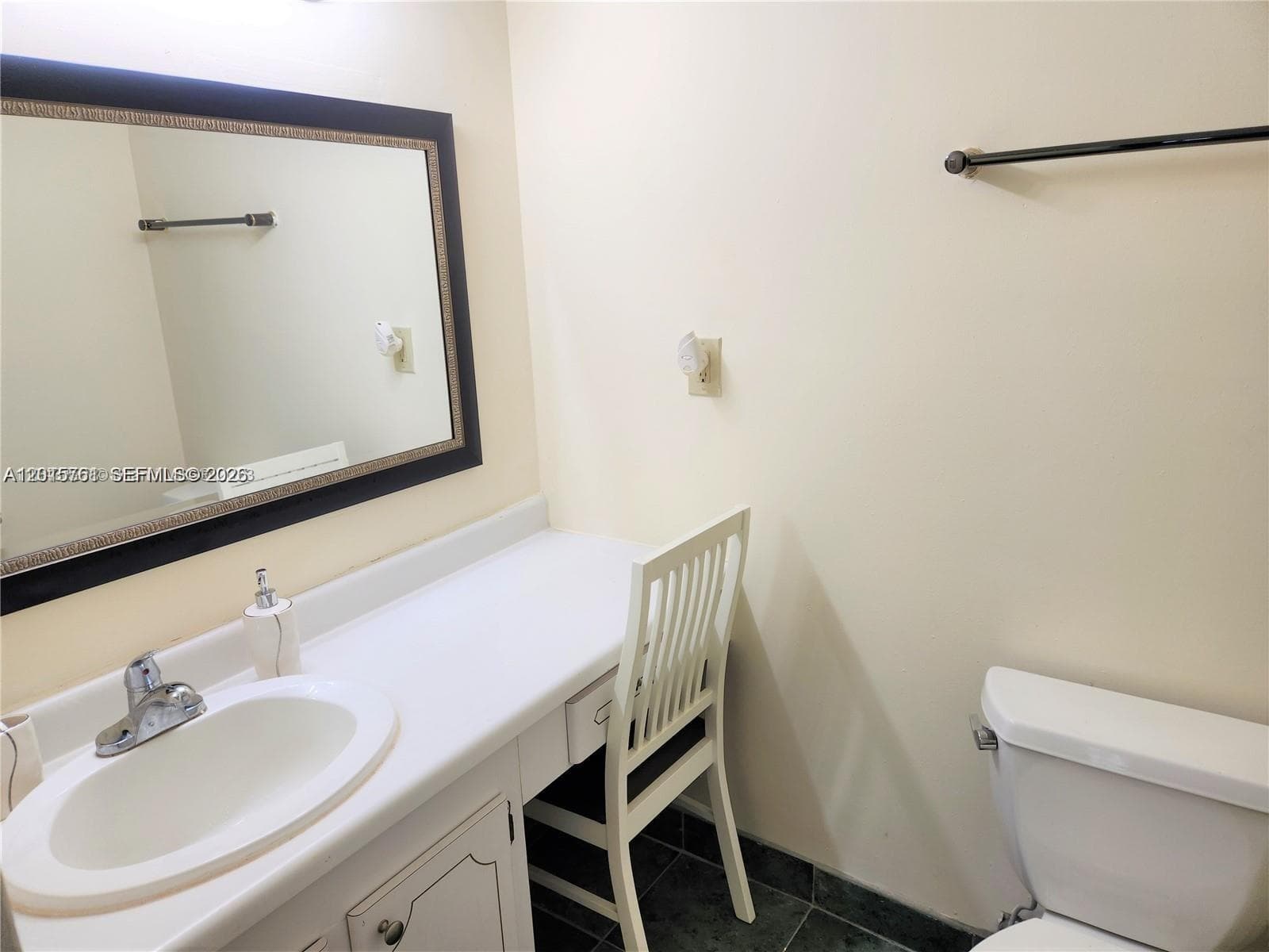 3375 N Country Club Dr # 203, Aventura, FL 33180 photo 9