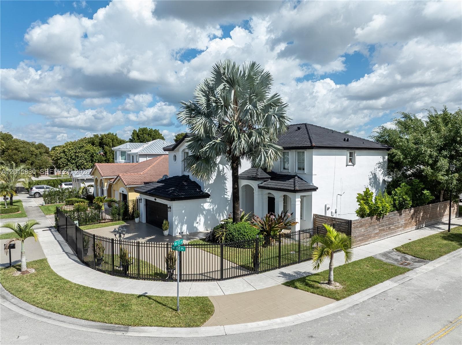 1733 SW 151st Pl, Miami, FL 33185 photo 4