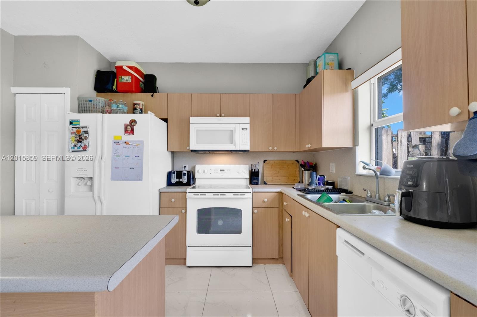 1660 SE 30th St, Homestead, FL 33035 photo 11