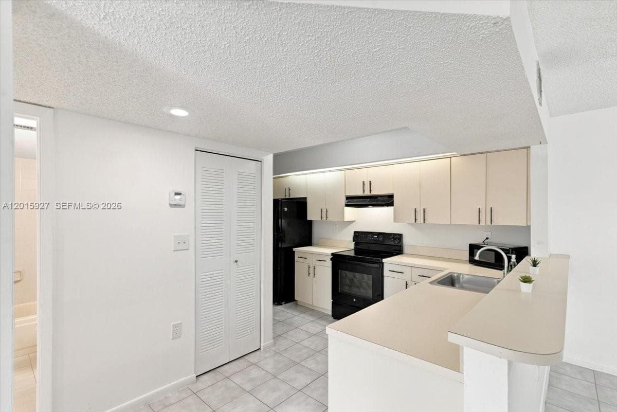 8660 SW 212th St # 306, Cutler Bay, FL 33189 photo 8