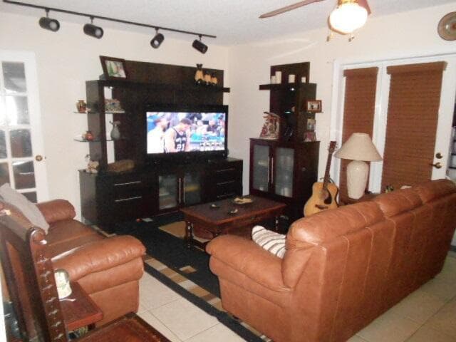 54 Matador Lane, Davie, FL 33324 photo 3