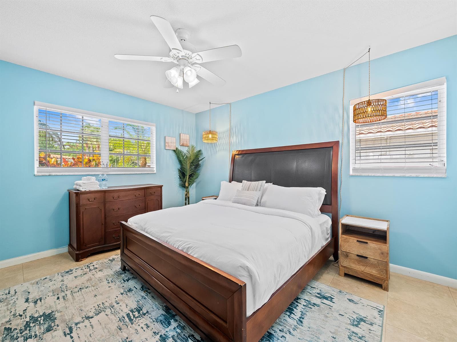 3240 Spanish River Drive, Lauderdale By The Sea, FL 33062 photo 12