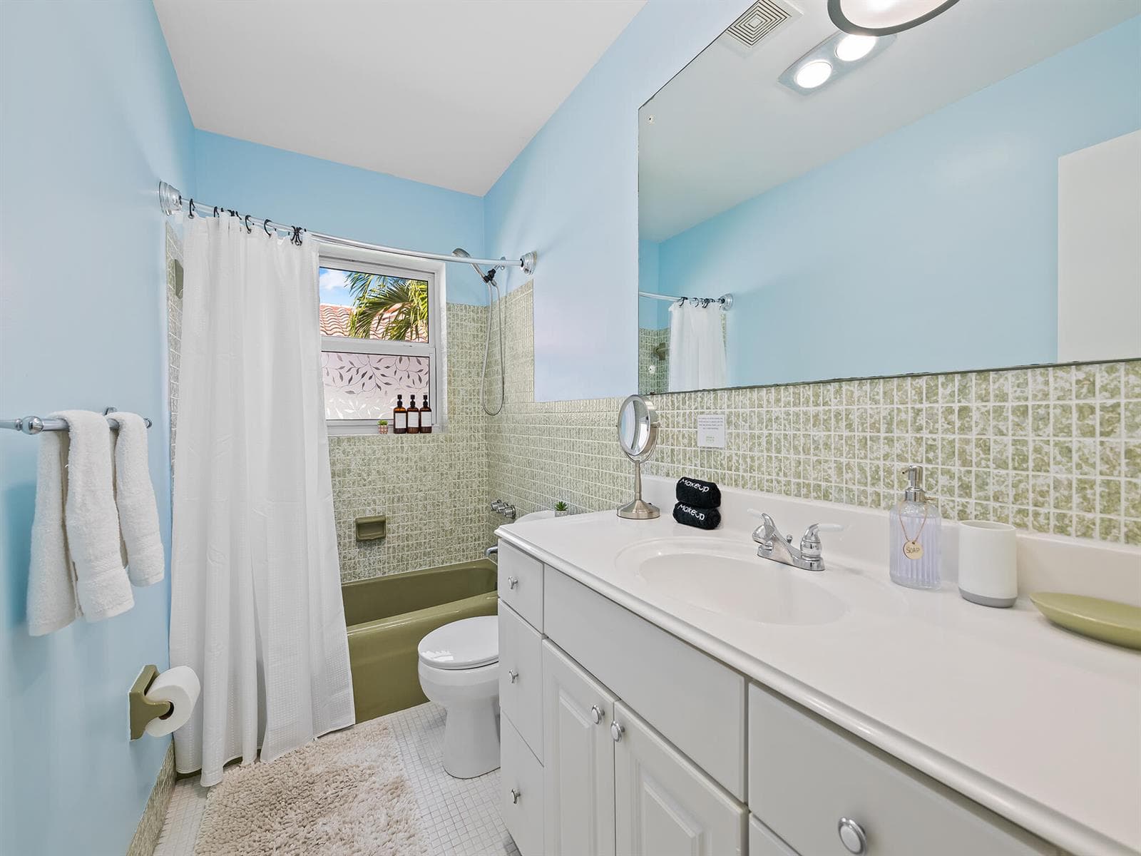 3240 Spanish River Drive, Lauderdale By The Sea, FL 33062 photo 11