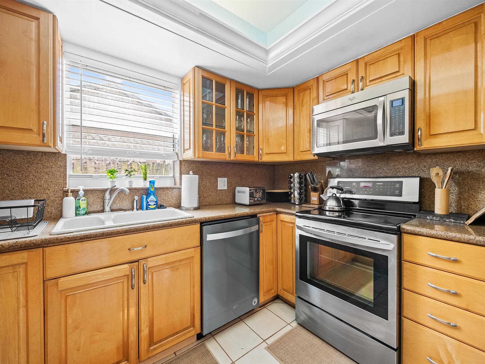 3240 Spanish River Drive, Lauderdale By The Sea, FL 33062 photo 8