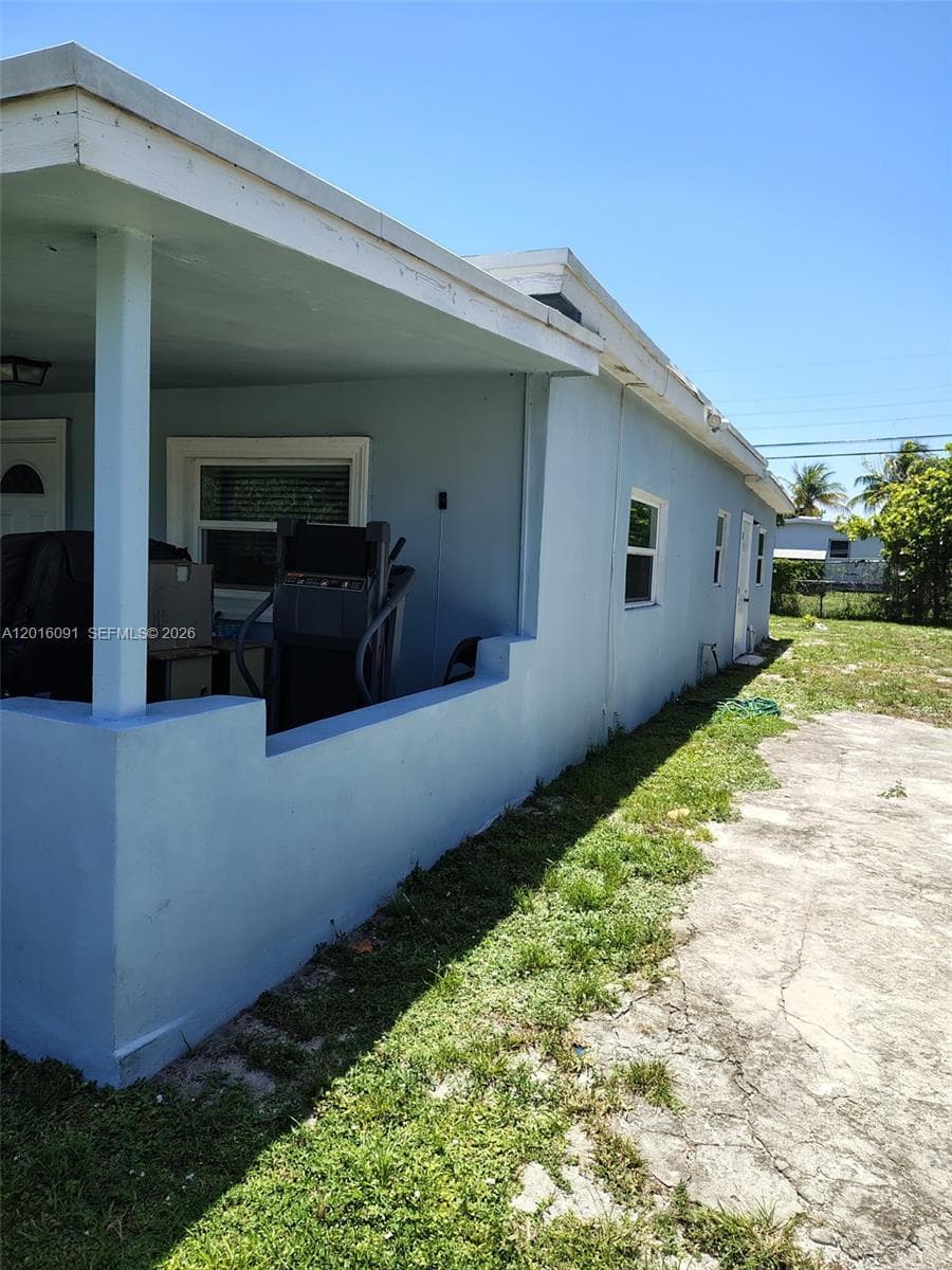 311 NW 28th Way, Fort Lauderdale, FL 33311 photo 6