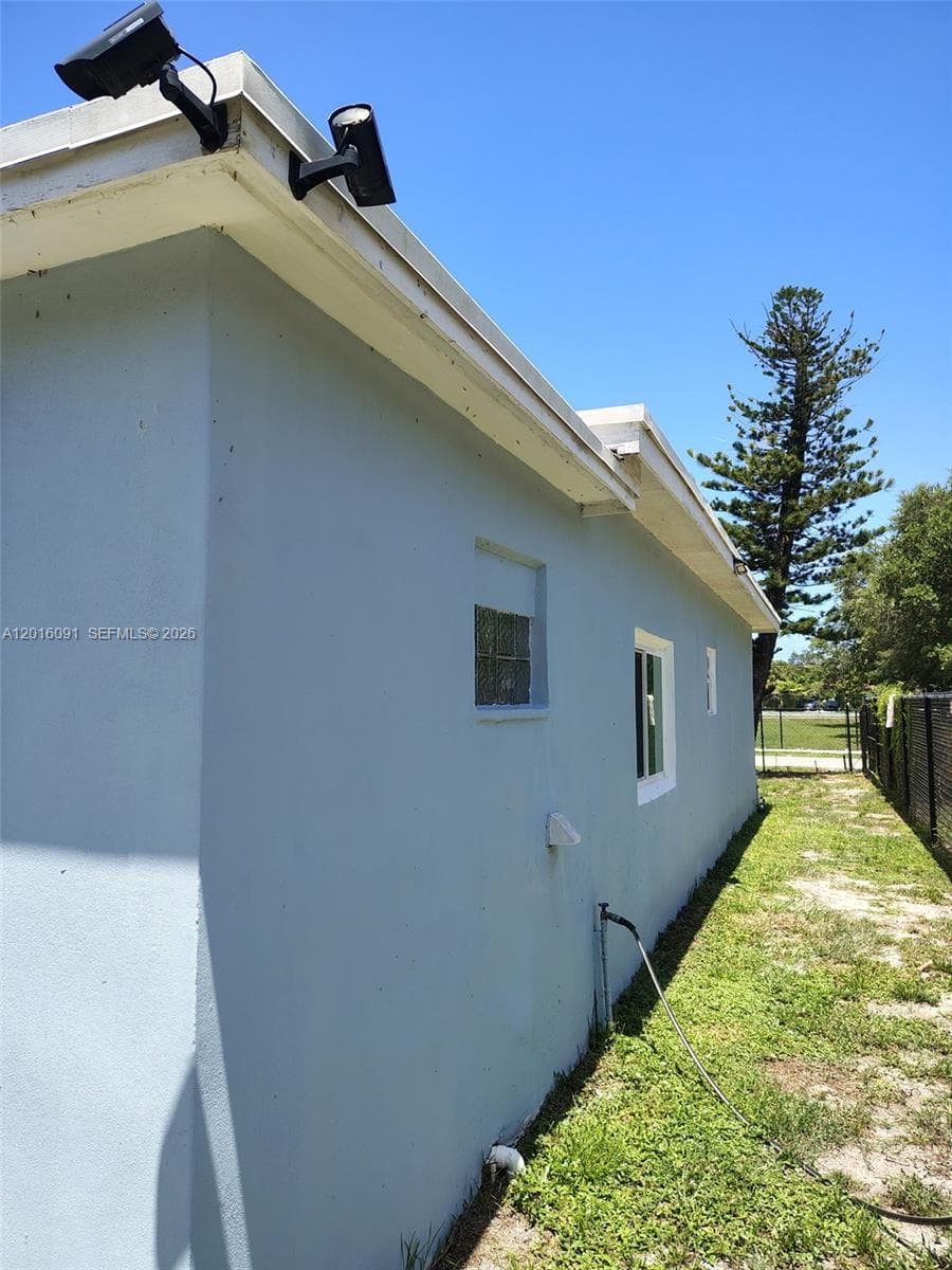 311 NW 28th Way, Fort Lauderdale, FL 33311 photo 7