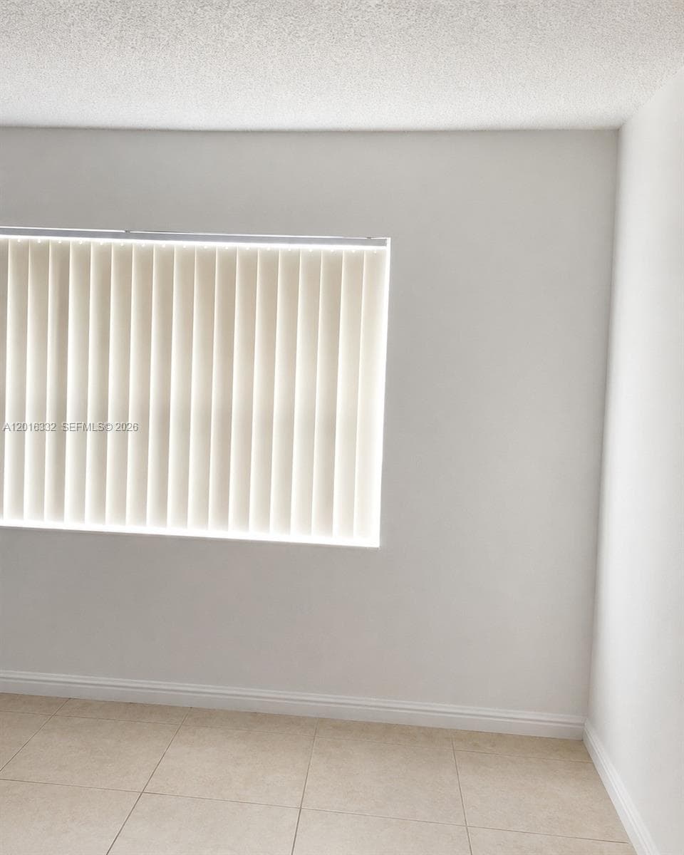 17911 NW 68th Ave # M201, Hialeah, FL 33015 photo 7