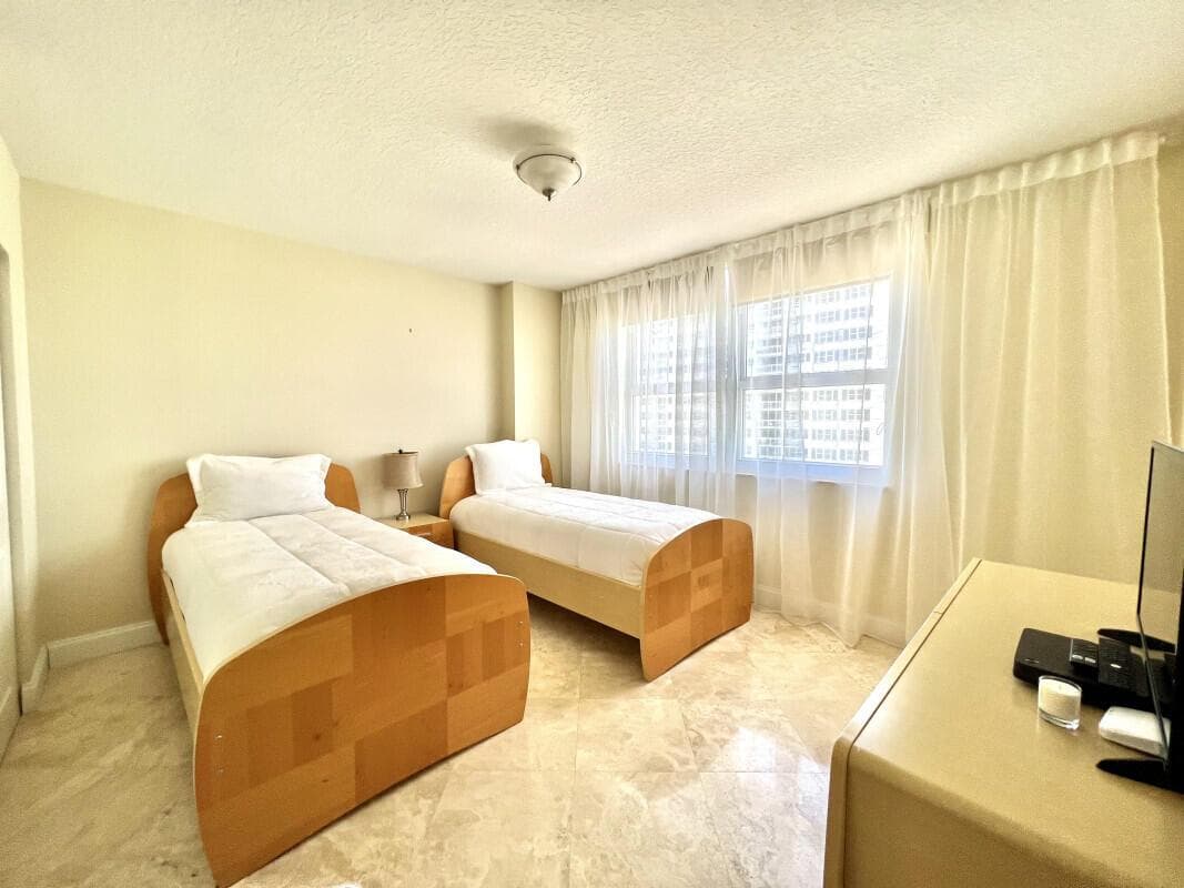 2080 S Ocean Drive # 1608, Hallandale Beach, FL 33009 photo 3