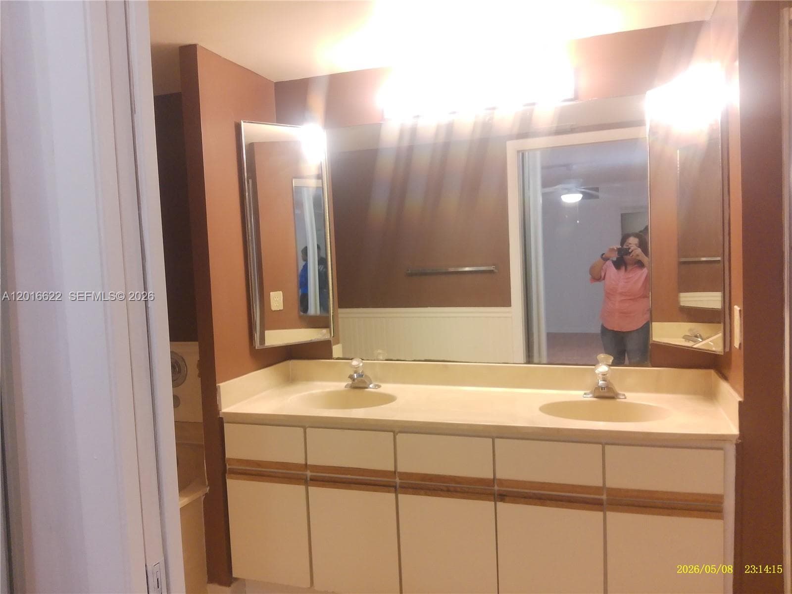 8172 S Coral Circle, North Lauderdale, FL 33068 photo 13