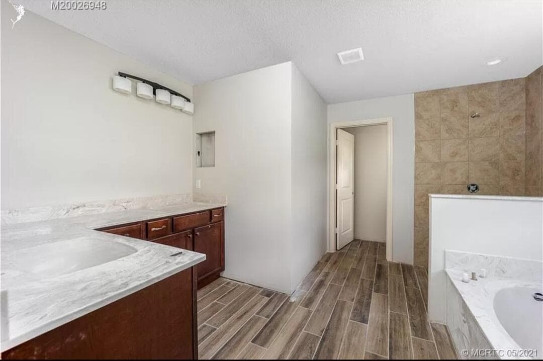170 SW Pilsner Circle, Port St. Lucie, FL 34953 photo 9