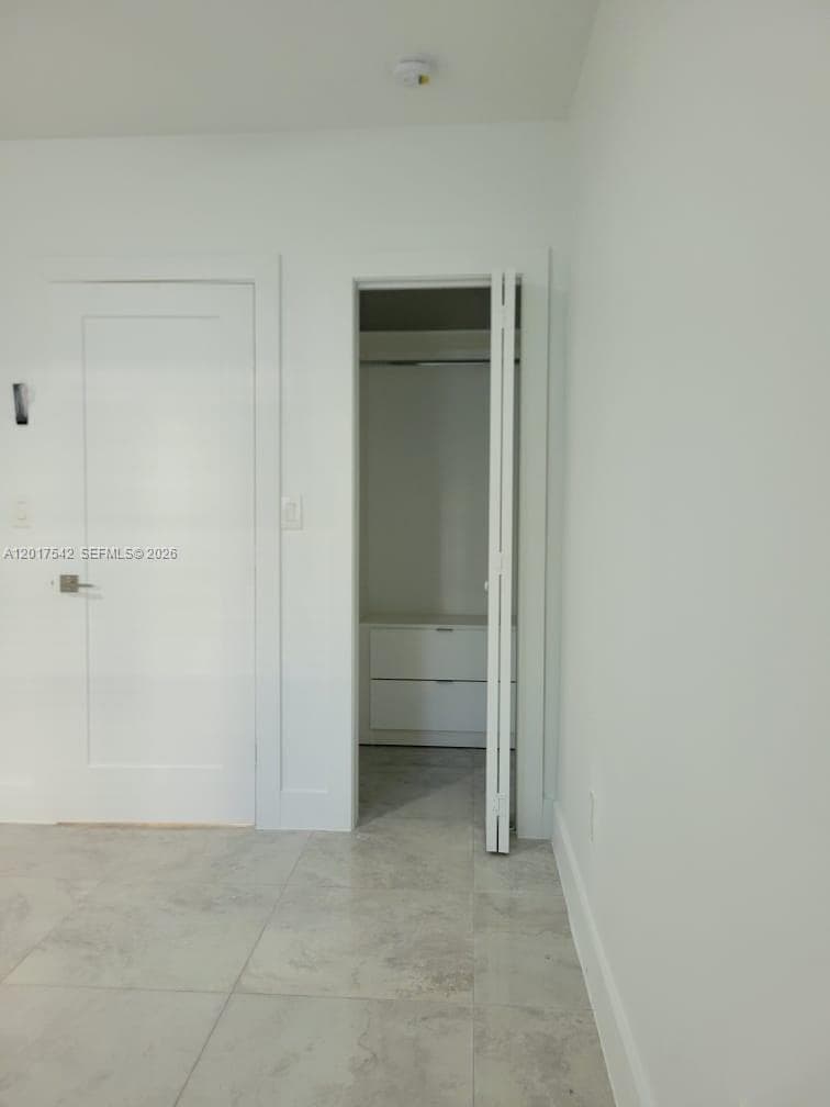 1725 Calais Dr # 6, Miami Beach, FL 33141 photo 7
