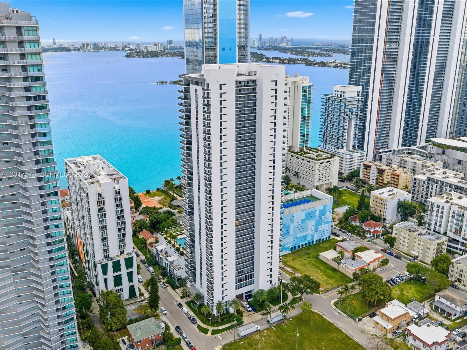 600 NE 27th St # PH2, Miami, FL 33137 photo 4