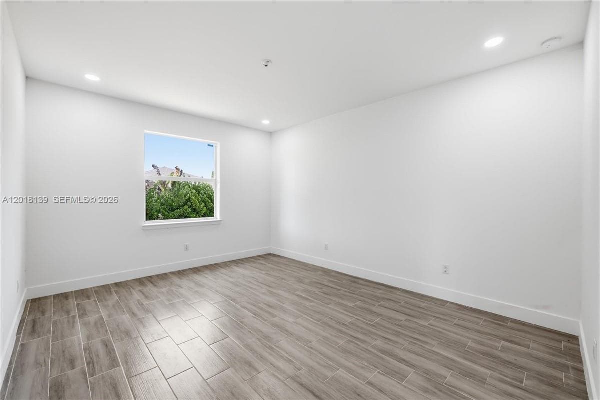 136 Lomas Rd, Other City - In The State Of Florida, FL 33947 photo 11
