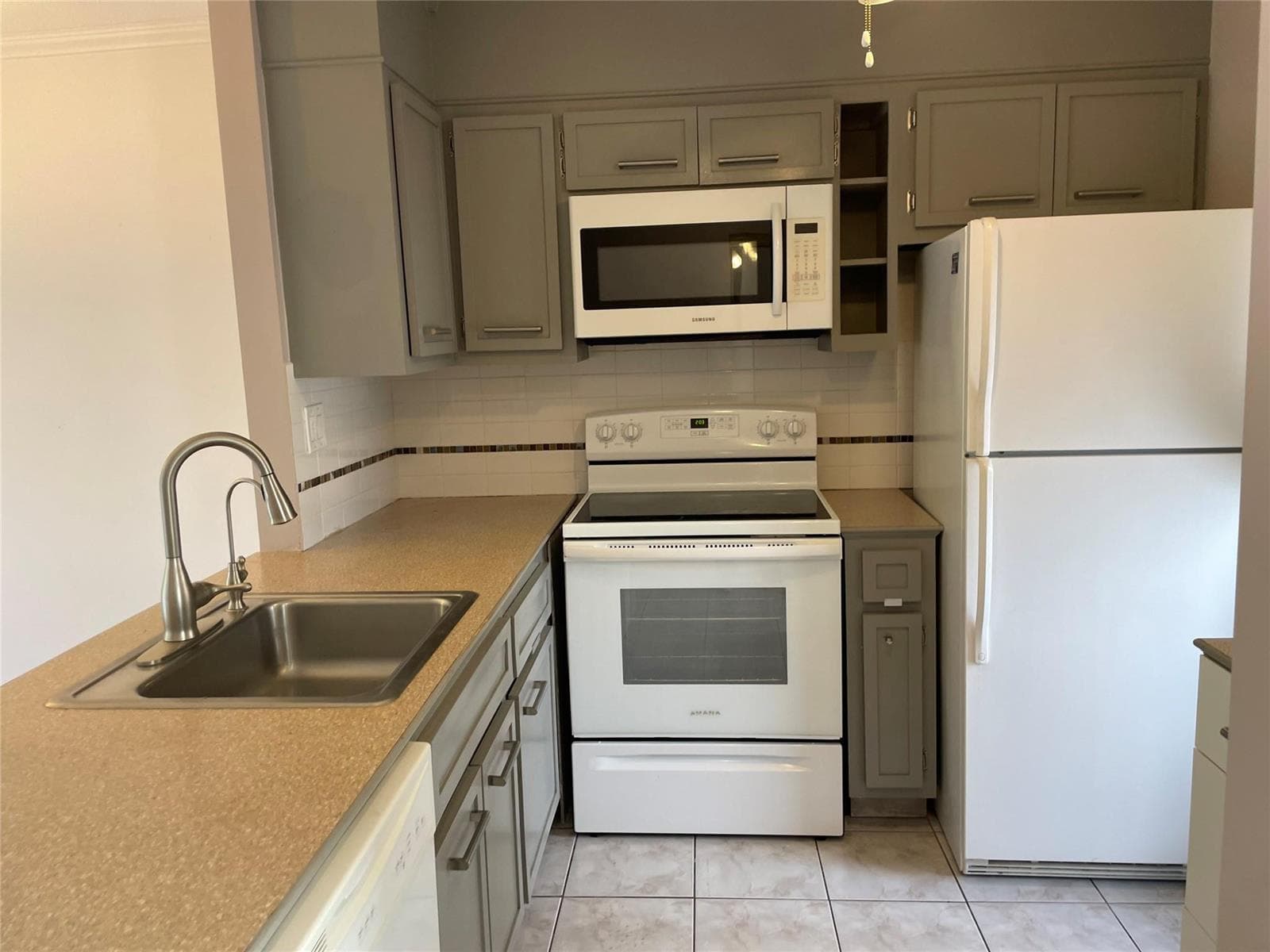 4421 NW 16th Street # G211, Lauderhill, FL 33313 photo 8