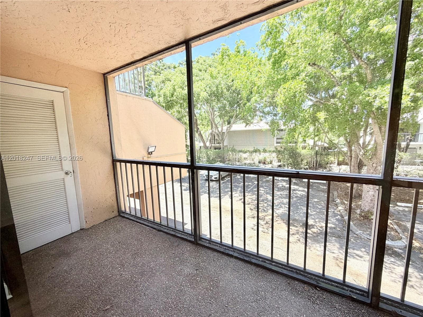 450 Commodore Dr # 214, Plantation, FL 33325 photo 10