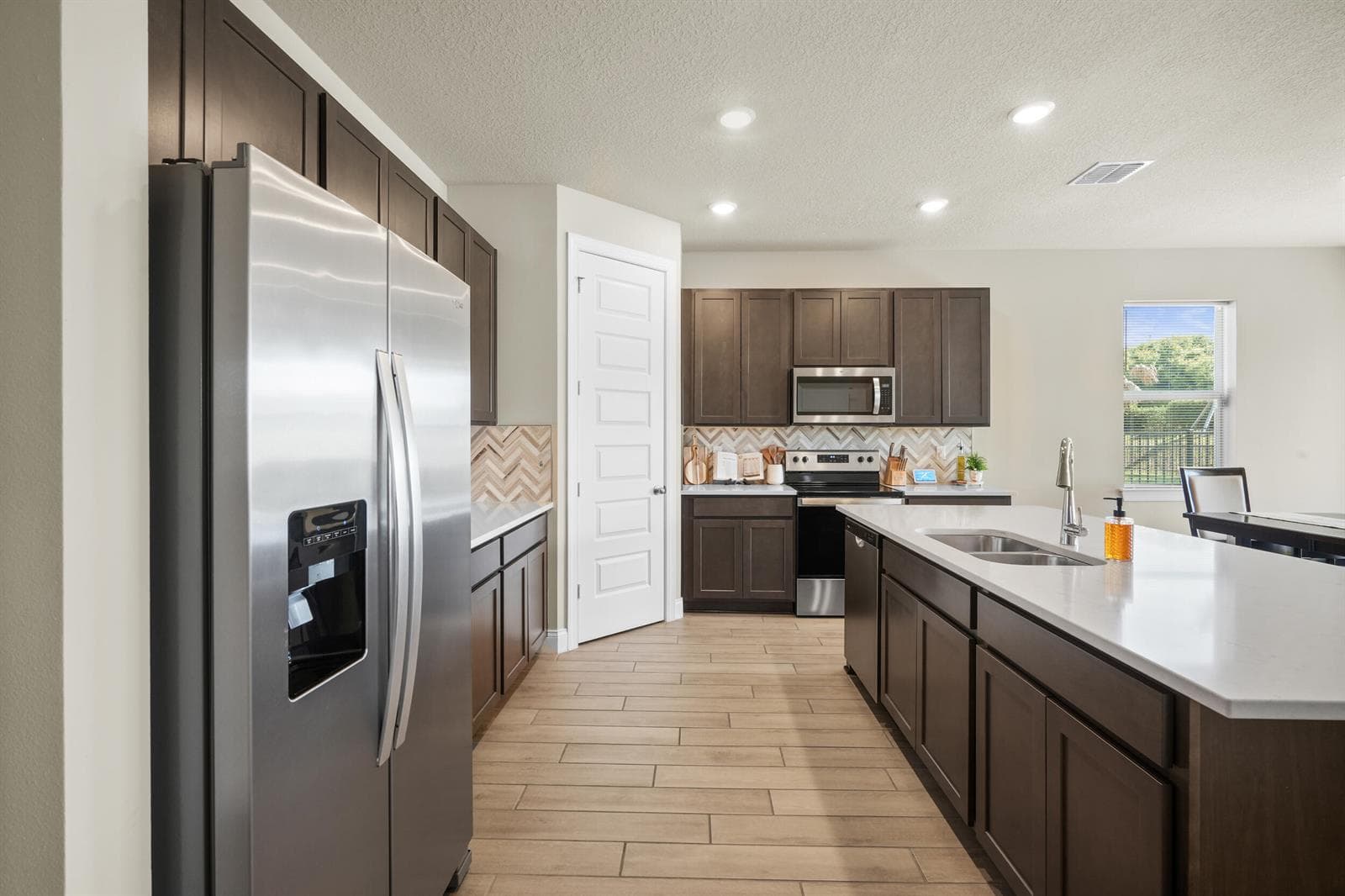 8588 Dahlia Circle, Port St. Lucie, FL 34986 photo 8