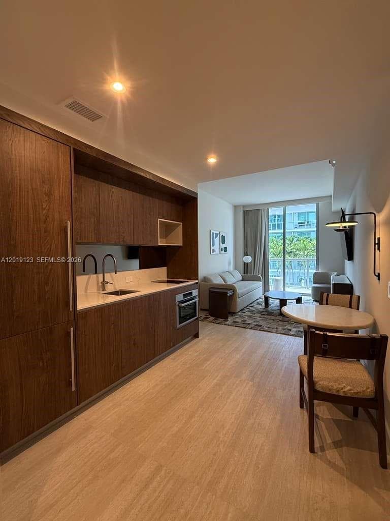1611 SW 2nd ave # 510, Miami, FL 33129 photo 5